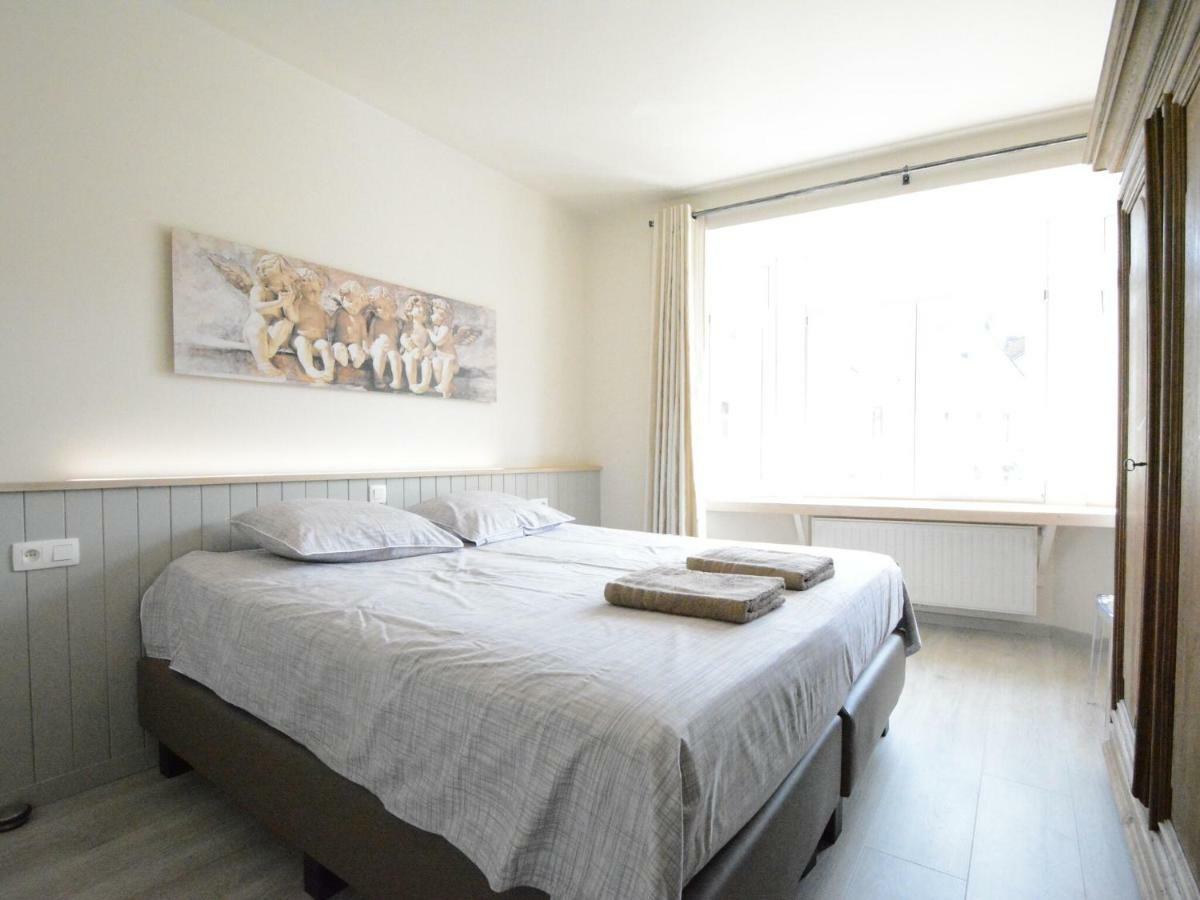 Large Townhouse With Pool Table Βίλα Bouillon Εξωτερικό φωτογραφία